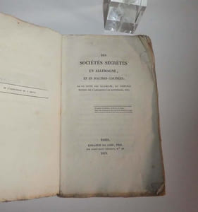 Examen des tragiques anciens et modernes, dans lequel le système classique et le système romantique sont jugés et comparés, par M. Martine (de Genève). Paris. Moutardier. 1834.