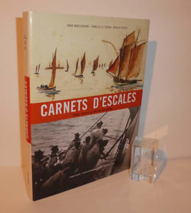 Carnets d'Escale. Viaux, artiste et officier de marine. Chasse Marée - Serive Historique de la Défense - Département marine. 2005.