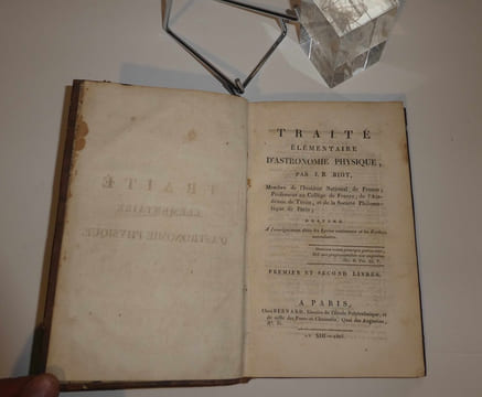 Traité élémentaire d'astronomie physique. Premier et second livres. Paris : Bernard, an XIII-1805.. BIOT, J.-B.