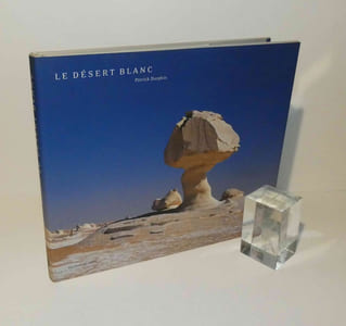 Le désert Blanc. Éditions du chêne. Hachette Livre. 2005.