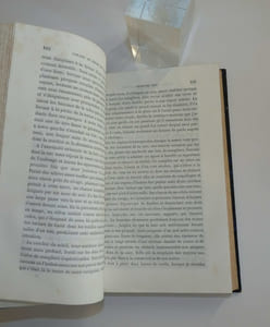 Voyage au golfe de Californie, grands courants de la mer. Courant généraux atmosphériques. Usages de la vie maritime. Tempêtes vers le pôle austral. Poissons et oiseaux de la mer. Description de la Sonora et de ses richesses minérales, de la basse Californie, des volcans, ses produits. Pêche des perles. La chaîne des Cordillières, ses forêts. Nuits de la zone torride  par C. Combier. Accompagné d'une Carte de la Sonora dressée par M. V.-A. Malte-Brun, Paris. Arthus Bertrand. s.d. [1864].