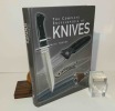 The Complete Encyclopedia of Knives. Chartwell books inc. 2005.. HARTINK, A.-E.