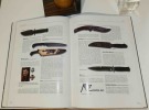 The Complete Encyclopedia of Knives. Chartwell books inc. 2005.. HARTINK, A.-E.