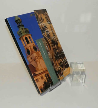 Prague. Au cœur de la bohême. Photographies Pawel Wysocki. Éditions du Chêne. 1995.. ANDRÉ, Jean-Louis
