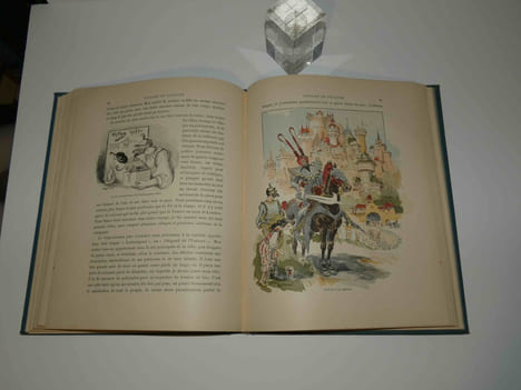 Voyages de Gulliver. Illustrations de A. Robida. Édition pour la jeunesse précédée d'une introduction par M.L Tarsot. Paris. Librairie Renouard - ...