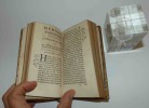 Mémoires d'Angleterre, contenant l'histoire des deux roses, ou les différends des deux maisons royales d'York & de Lancastre. A Amsterdam. 1726.. ...