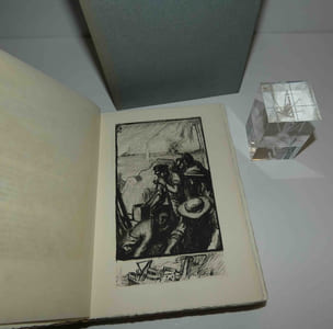 "Combats et batailles sur mer. Septembre 1914 - décembre 1914 ; orné d'eaux-fortes de Ch. Fouqueray. Paris : Librairie de la Revue française : Alexis Redier, éditeur, 1929."