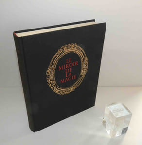 Le miroir de la magie, histoire de la magie dans le monde occidental. Traduit de l'anglais par Jean-Marie Daillet avec 250 illustrations et une postface de Robert Amadou. Société coopérative. Éditions Rencontre. Lausanne. 1961.