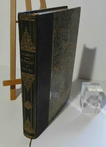Journal de l'expédition antarctique française, 1903-1905. Le Français au Pôle Sud. Préface par l'amiral Fournier. Suivi d'un exposé de quelques-uns des travaux scientifiques par les membres de l'Etat-Major MM. Matha, Rey, Pléneau, Turquet, Gourdon, Charcot. Paris, Flammarion, 1906.