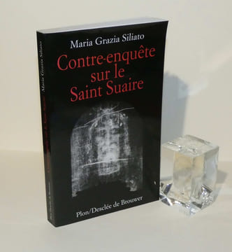 Contre-enquête sur le Saint-Suaire. Plon - Desclée de Brouwers. 1998.. GRAZIA SILIATO, Maria