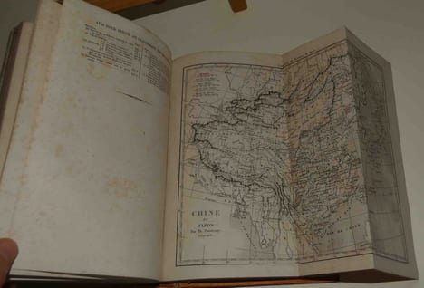 Chine, ou description historique, géographique et littéraire de ce vaste empire, d'après des documents chinois. L'univers pittoresque : histoire et ...