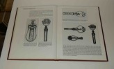 Corkscrews of the Eighteenth Century: Artistry in Iron and Steel. Whitespace Publishing, 1995.. BERTRAN B., Giulian