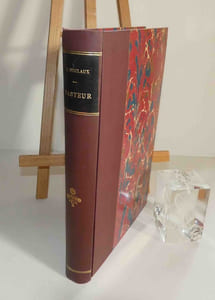 Histoire d'un esprit. Bibliothèque des Annales de l'Institut Pasteur. Paris. Masson et Cie. 1896.