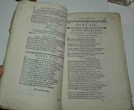 Gaston et Bayard, tragédie en cinq actes et en vers, de Belloy. Nouvelle édition. Prault. 1788.. BELLOY, Pierre Laurent de