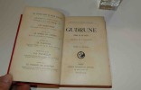 Gudrune, poème du XIIe siècle, traduit de l'allemand par Roger de Rocmont. Collection des épopées nationales. Paris : E. Flammarion, (1905).. ROCMONT, ...