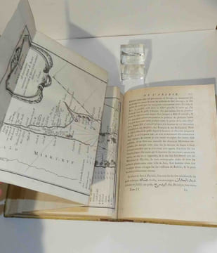 Description de l'Arabie d'après les observations et recherches faites dans le pays même, par M. Niebuhr. A Paris Chez Brunet. 1779.. NIEBUHR, Carsten