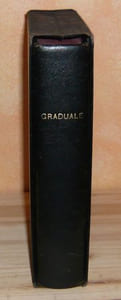 Graduale sacrosanctae romanae ecclesiae de tempore et de sanctis, Abbatia Sancti Petri de Solesmis, Desclée, 1974.