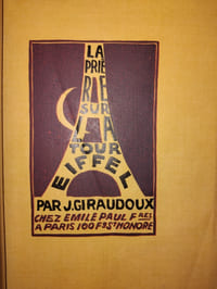 La prière sur la Tour Eiffel