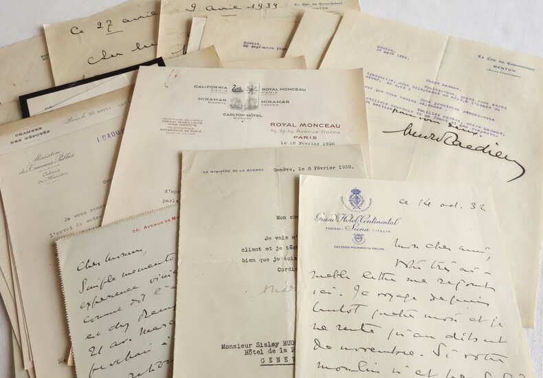 Lot 18 L.S. + 4 lettres autographes signées André Tardieu (1876-1945) Correspondance à Sisley Huddleston. Tardieu (André)