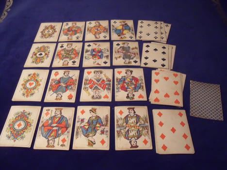 Cartes "Moyen-Age ".. undefined