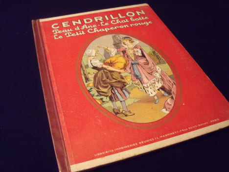 Contes De Perrault :Cendrillon-Peau d'Ane -Le Chat Botté -Le Petit Chaperon Rouge .. Perrault Charles