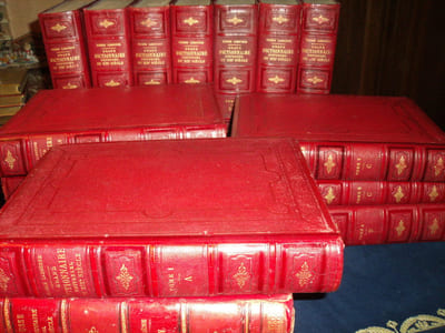 Grand Dictionnaire Universel Du Dix-Neuvième Siecle
