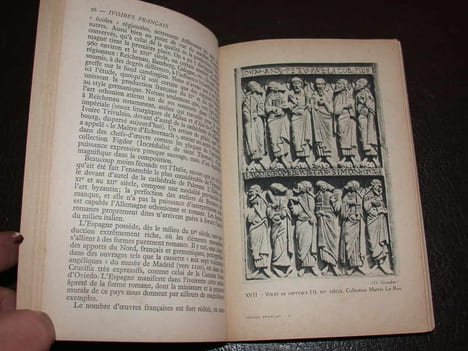 Ivoires Français. GRODECKI (Louis)