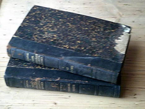 Traité théorique et pratique des ordonnances sur requête et des référés avec formules - Complet en deux volumes. MERIGNHAC A