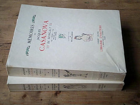 Mémoires de Jacques Casanova de Seingalt colligés par René Groos / Complet en deux volumes / illustr. Brunelleschi. CASANOVA DE SEINGALT Jacques