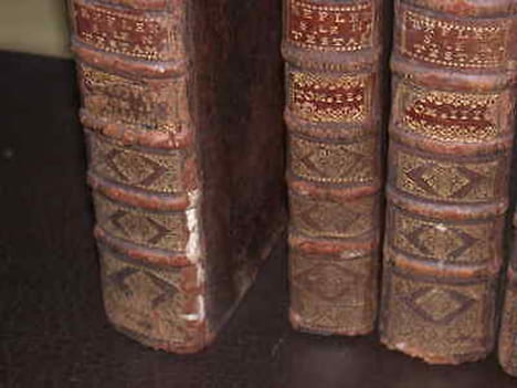 Réflexions morales avec des notes sur le Nouveau Testament sur l'Epîte de Saint Paul sur les Epîtres de Saint Paul aux Corinthiens traduits en ...