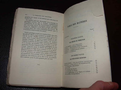La Formation des Caractères