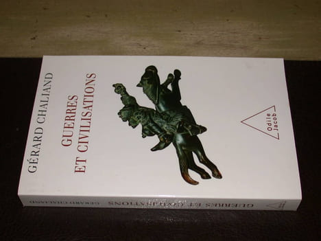Guerres et Civilisations - De l'Assyrie à l'ère contemporaine. CHALIAND (Gérard)