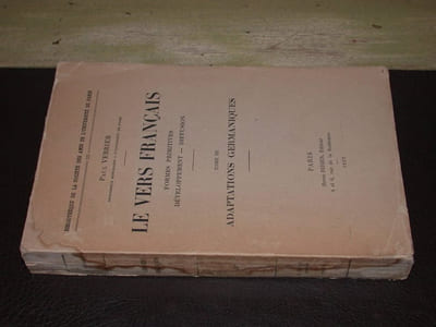 Le vers français. Formes primitives développement diffusion. Tome III : Adaptations germaniques