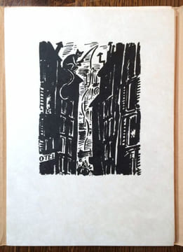 La Rue du chat-qui-pêche. [Illustrations de Frans Masereel].. MASEREEL FOLDES Jolan.