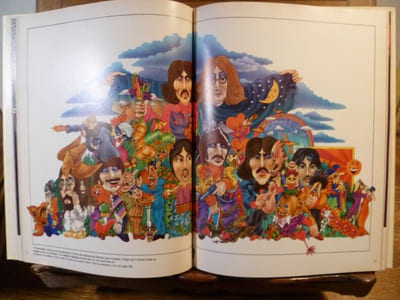 Les Beatles.  Livre-Show Des Chansons Illustrées. Textes anglais et français. 