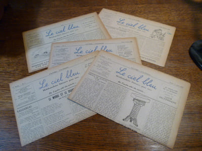 LE CIEL BLEU. "Hebdomadaire littéraire pour tous". Direction : Rose Capel. Comité de rédaction : Paul Colinet, Christian Dotremont, Marcel Mariën.