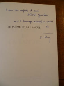 Le poème et la langue.