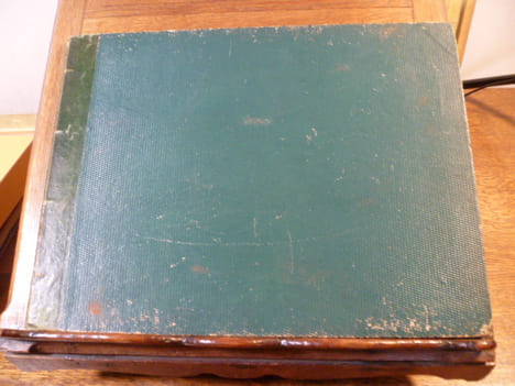 Album médaillon d'Orléans et des bords de la Loire. (15 lithographies).. A. DEROY