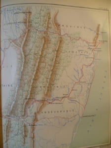 Guide de l'Immigrant à Madagascar. Atlas (24 planches) comprenant 41 Cartes, Cartons, Profils et Plans. 