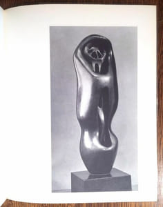Henry Moore. Sculptures.