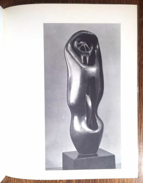 Henry Moore. Sculptures.. undefined