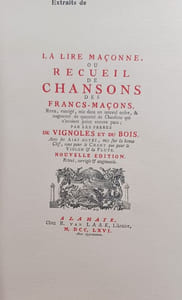 XII Anciens chants maçonniques. Préface du Très Cher Frère A. Anspach-Puissant - Notice du Très Cher Frère O. Demarest - Transcription musicale du Très Cher Frère A. Tirabassi - Dessins de Melle Pinchart.