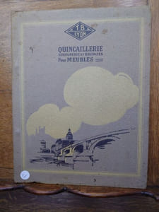 TB. Lyon. Quincaillerie, serrurerie et bronzes pour meubles.