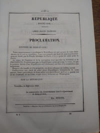 Les murailles révolutionnaires. Collection complète des proclamations, professions de foi, affiches, bulletins de la république, fac-similé de signatures. (Paris et ses départements). Illustrées des portraits des membres du Gouvernement provisoire, des principaux chefs de Clubs, des Rédacteurs et Gérants des premiers journaux de la Révolution.