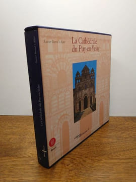 La cathédrale du Puy-en-Velay. . BARRAL I ALTET Xavier.