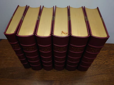 Molière Sa Vie Son Oeuvre 1622 - 1673. Édition complète collationnée sur les premières éditions. Illustrations de Maximilien Vox. Reliure de ...