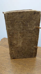 Fondamenten Ofte Eerste Beginselen Van De Latynsche Taele, Waer In Gehandelt Word Van Het Gene Meest Noodig Is Aen De Jongheyd Van De De Eerste Schole, ondre de Bestierieinge van de EE. PP. Augustynen, Ende alle die de Figure oste Rudimanta gebruyken van Simon Verepaeus. 