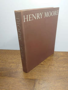 Henry Moore. Sculpture and drawings. With an introduction by Herbert Read. 