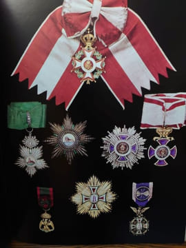 Guide des ordres, décorations et médailles militaires françaises et étrangères (1814-1963). Avec Guide des ordres civils français et étrangères. Des ...