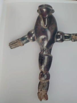 L'art Taîno. L'art des sculpteurs taînos chefs d'oeuvre des Grandes Antilles précolombiennes. . JACQUES KERCHACHE.